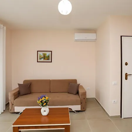 Velaris 101 Apart-hotel