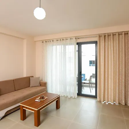 Velaris 101 Lägenhetshotell Vlorë