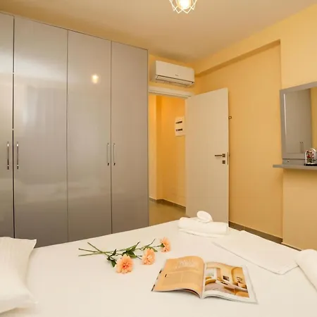 Velaris 101 Apart-hotel 3*