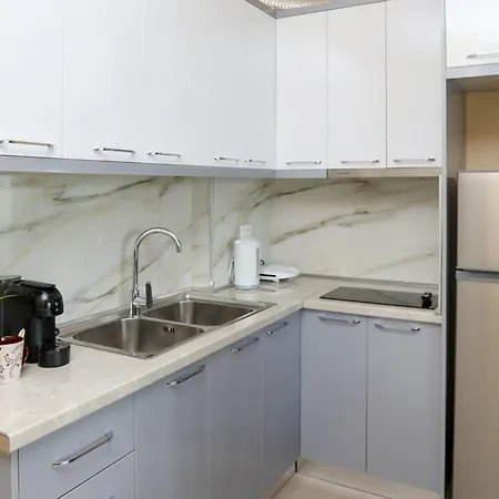 Velaris 101 Apart-hotel 3*