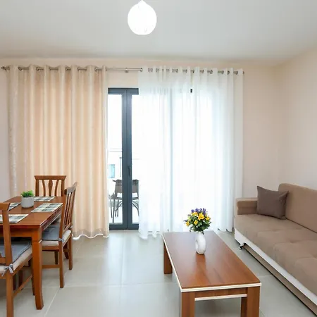 Velaris 101 Apart-hotel